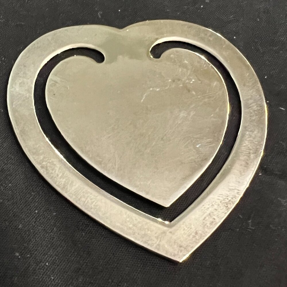ENGRAVEBLE HEART BOOKMARK